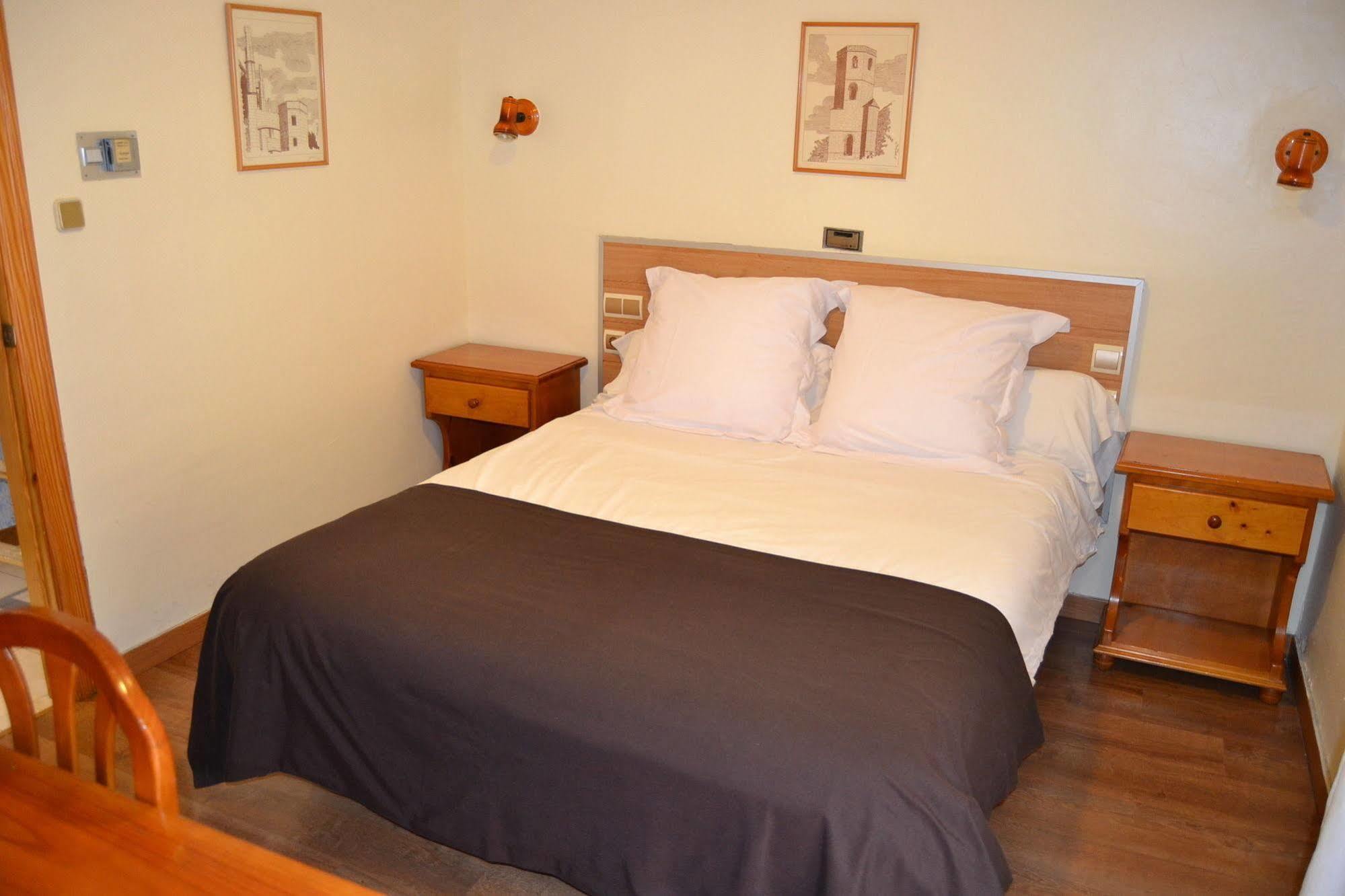 Hotel San Marcos Huesca Esterno foto