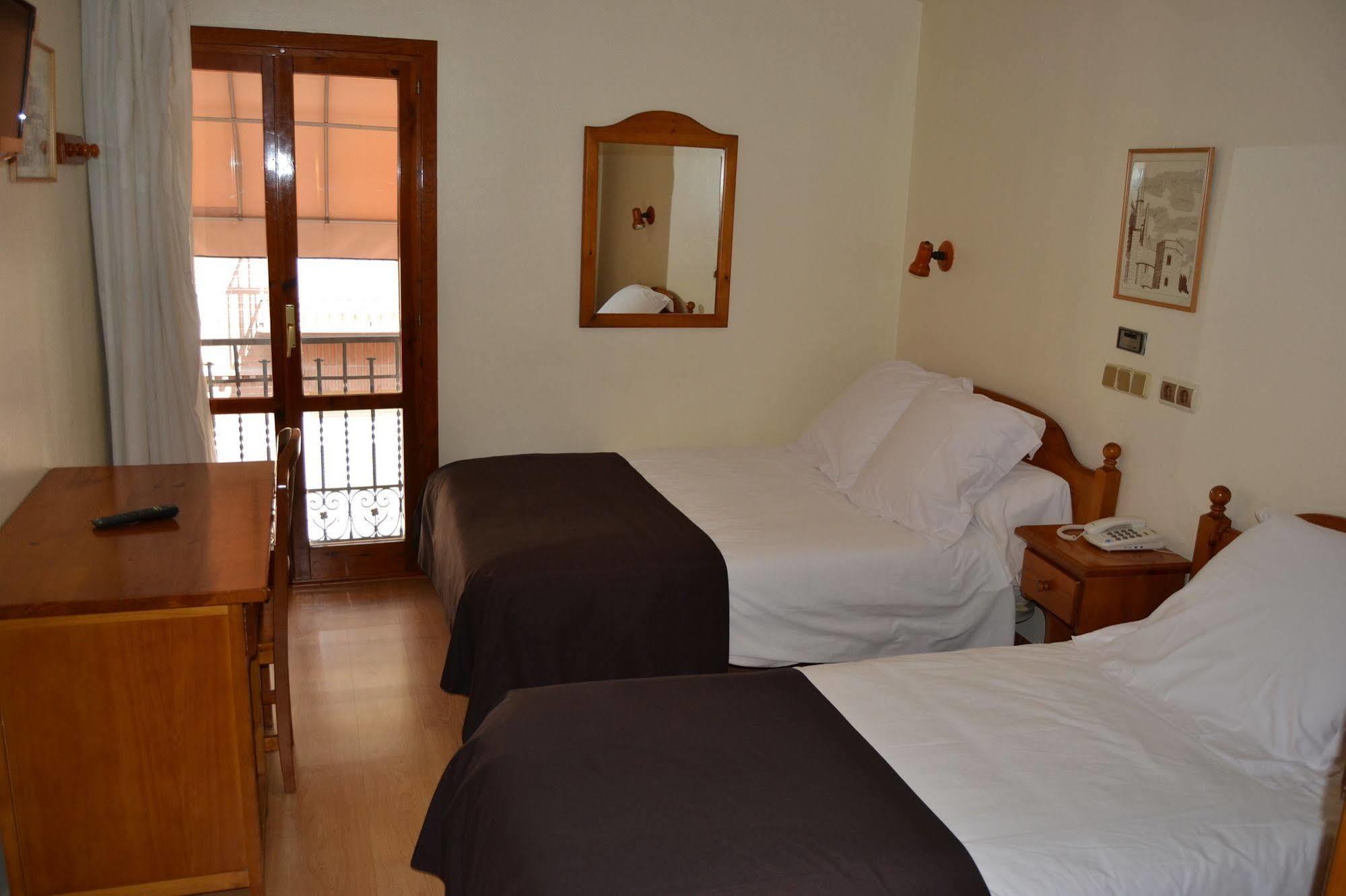 Hotel San Marcos Huesca Esterno foto